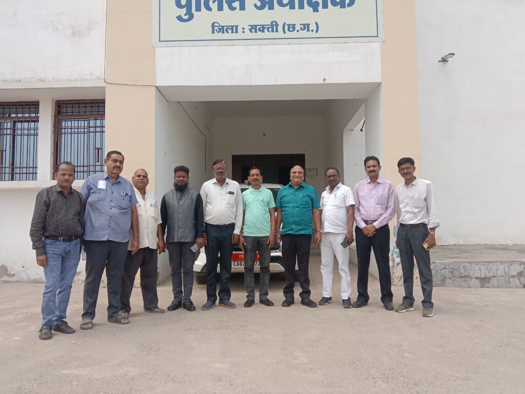 18 मार्च को शक्ति प्रेस क्लब शक्ति के सदस्यों ने करी जिले के नवनियुक्त कलेक्टर एवं एसपी से मुलाकात, दमाऊ धारा में पुलिस चौकी खोलने एवं पत्रकार साथियों के लिए सरकारी भूखंड आवास हेतु आवंटित करने करी मांग,जेठा के प्रस्तावित टोल नाके में जिले के निवासियों के लिए मुक्त करने भी किया आग्रह, नए प्रशासनिक अधिकारियों का किया सदस्यों ने स्वागत 18 मार्च को शक्ति प्रेस क्लब शक्ति के सदस्यों ने करी जिले के नवनियुक्त कलेक्टर एवं एसपी से मुलाकात, दमाऊ धारा में पुलिस चौकी खोलने एवं पत्रकार साथियों के लिए सरकारी भूखंड आवास हेतु आवंटित करने करी मांग,जेठा के प्रस्तावित टोल नाके में जिले के निवासियों के लिए मुक्त करने भी किया आग्रह, नए प्रशासनिक अधिकारियों का किया सदस्यों ने स्वागत kshititech