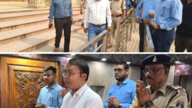 माता रानी की सेवा की जिम्मेदारी भी निभा रहा कलेक्टर टोपनो- चंद्रपुर के चंद्रासिनी मंदिर परिसर का होगा उन्नयन कार्य ,कलेक्टर अमृत विकास टोपनो ने मंदिर परिसर के जीणोद्धार एवं श्रद्धालुओं की सुविधाओं के मद्दे नजर प्राक्कलन तैयार करने के लिए निर्देश, नवरात्रि पर्व की तैयारीयो का भी लिया जायजा, कलेक्टर ने अपने कार्य की शुरुआत की थी चंद्रहासिनी के दर्शन से kshititech