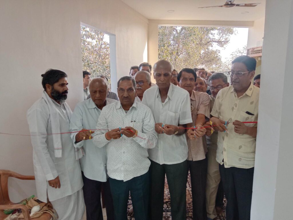 शक्ति की प्रतिष्ठित जन सेवा समिति (हटरी धर्मशाला) के नए अध्यक्ष बनाए गए CA नीरज अग्रवाल, 23 मार्च को संपन्न प्रबंधन समिति की बैठक में हुआ निर्णय, कोरोना काल में जन सेवा समिति ने किए सेवा के काम तो वही राष्ट्रीय पर्व का आयोजन कर किया ध्वजारोहण, शक्ति आंचल की पुरानी प्रतिष्ठित संस्था है जन सेवा समिति शक्ति की प्रतिष्ठित जन सेवा समिति (हटरी धर्मशाला) के नए अध्यक्ष बनाए गए CA नीरज अग्रवाल, 23 मार्च को संपन्न प्रबंधन समिति की बैठक में हुआ निर्णय, कोरोना काल में जन सेवा समिति ने किए सेवा के काम तो वही राष्ट्रीय पर्व का आयोजन कर किया ध्वजारोहण, शक्ति आंचल की पुरानी प्रतिष्ठित संस्था है जन सेवा समिति kshititech