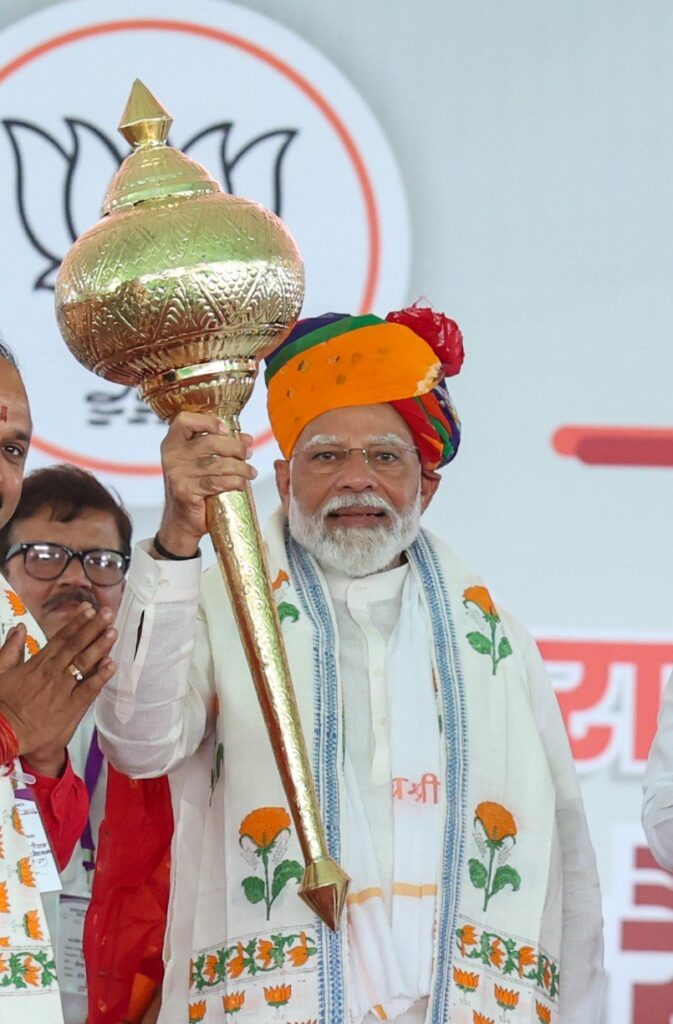 रामनामी समाज के पूर्वजों ने डेढ़ सौ साल पहले ही कर दी थी राम मंदिर निर्माण की तिथि तय-प्रधानमंत्री मोदी, प्रधानमंत्री मोदी ने शक्ति में भरी हुंकार,कहा- छत्तीसगढ़ में पिछली सरकार ने मेरे कामों को बढ़ने ही नहीं दिया, सोशल मीडिया भी कहता है मोदी कर रहा है बहुत काम, अब तीसरी बार सरकार बनाने की आपकी है जिम्मेदारी, शक्ति में मोदी की सभा को सुनने उमड़ पड़ा जन सैलाब रामनामी समाज के पूर्वजों ने डेढ़ सौ साल पहले ही कर दी थी राम मंदिर निर्माण की तिथि तय-प्रधानमंत्री मोदी, प्रधानमंत्री मोदी ने शक्ति में भरी हुंकार,कहा- छत्तीसगढ़ में पिछली सरकार ने मेरे कामों को बढ़ने ही नहीं दिया, सोशल मीडिया भी कहता है मोदी कर रहा है बहुत काम, अब तीसरी बार सरकार बनाने की आपकी है जिम्मेदारी, शक्ति में मोदी की सभा को सुनने उमड़ पड़ा जन सैलाब kshititech