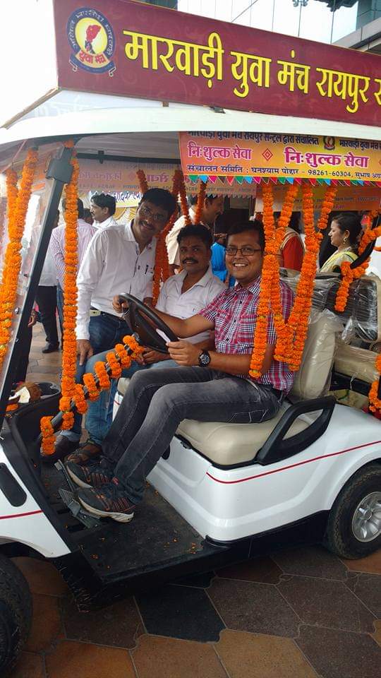 रायपुर रेलवे स्टेशन पर निशुल्क बैटरी कार की सेवाओं के लिए रेल यात्री यात्रा दिवस भरे फॉर्म, रायपुर सेंट्रल मारवाड़ी युवा मंच द्वारा संचालित की जा रही है निशुल्क सेवा, सुबह 8:00 से रात्रि 9:00 तक विगत 11 सालों से संचालित की जा रही है बैटरी कार सेवा रायपुर रेलवे स्टेशन पर निशुल्क बैटरी कार की सेवाओं के लिए रेल यात्री यात्रा दिवस भरे फॉर्म, रायपुर सेंट्रल मारवाड़ी युवा मंच द्वारा संचालित की जा रही है निशुल्क सेवा, सुबह 8:00 से रात्रि 9:00 तक विगत 11 सालों से संचालित की जा रही है बैटरी कार सेवा kshititech