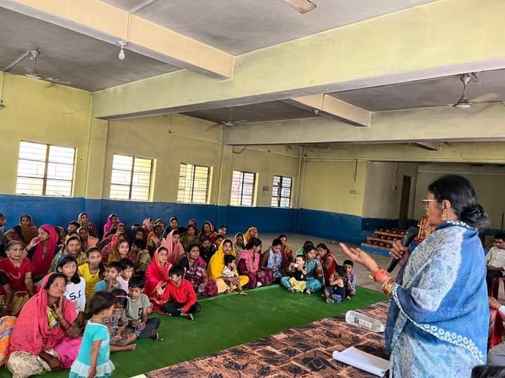 भाषणों में आक्रामक प्रत्याशी ज्योत्सना महंत-ज्योसना ने कहा-जिसका खुद का अता न पता…वे बतायें अपना पता, जनता से झूठ बोलना बंद करें, बतायें कहां से लाएंगे 25-25 लाख,ज्योत्सना का सरोज से बड़ा सवाल kshititech