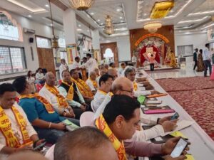 झुन्झनू धाम चाम्पा में हुई बैठक- अग्रवाल संगठन की प्रदेश कार्यकारिणी की बैठक में हुए विभिन्न निर्णय- श्री अग्रसेन चैरिटेबल ट्रस्ट का होगा पुनर्गठन, संगठन के नए निर्वाचन के लिए बाबूलाल अग्रवाल को नियुक्त किया गया चुनाव अधिकारी,चाम्पा के रानी सती दादी मंदिर में हुई बैठक, मंदिर के संस्थापक महेंद्र सावी मित्तल सहित दादी भक्तों ने किया था बैठक का आतिथ्य झुन्झनू धाम चाम्पा में हुई बैठक- अग्रवाल संगठन की प्रदेश कार्यकारिणी की बैठक में हुए विभिन्न निर्णय- श्री अग्रसेन चैरिटेबल ट्रस्ट का होगा पुनर्गठन, संगठन के नए निर्वाचन के लिए बाबूलाल अग्रवाल को नियुक्त किया गया चुनाव अधिकारी,चाम्पा के रानी सती दादी मंदिर में हुई बैठक, मंदिर के संस्थापक महेंद्र सावी मित्तल सहित दादी भक्तों ने किया था बैठक का आतिथ्य kshititech