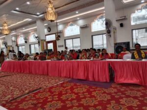 झुन्झनू धाम चाम्पा में हुई बैठक- अग्रवाल संगठन की प्रदेश कार्यकारिणी की बैठक में हुए विभिन्न निर्णय- श्री अग्रसेन चैरिटेबल ट्रस्ट का होगा पुनर्गठन, संगठन के नए निर्वाचन के लिए बाबूलाल अग्रवाल को नियुक्त किया गया चुनाव अधिकारी,चाम्पा के रानी सती दादी मंदिर में हुई बैठक, मंदिर के संस्थापक महेंद्र सावी मित्तल सहित दादी भक्तों ने किया था बैठक का आतिथ्य झुन्झनू धाम चाम्पा में हुई बैठक- अग्रवाल संगठन की प्रदेश कार्यकारिणी की बैठक में हुए विभिन्न निर्णय- श्री अग्रसेन चैरिटेबल ट्रस्ट का होगा पुनर्गठन, संगठन के नए निर्वाचन के लिए बाबूलाल अग्रवाल को नियुक्त किया गया चुनाव अधिकारी,चाम्पा के रानी सती दादी मंदिर में हुई बैठक, मंदिर के संस्थापक महेंद्र सावी मित्तल सहित दादी भक्तों ने किया था बैठक का आतिथ्य kshititech