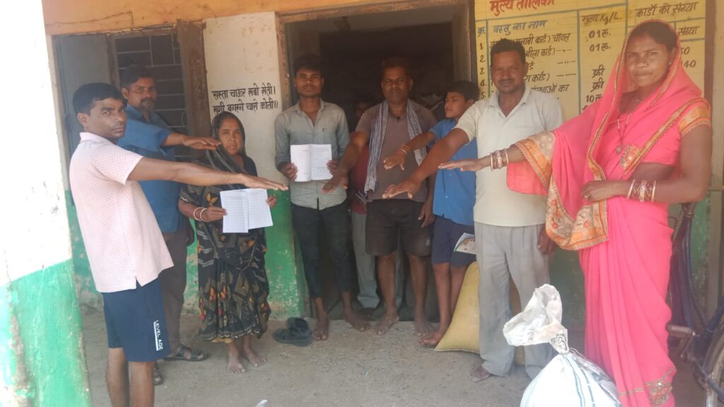 सक्ति जिले में कलेक्टर के मार्गदर्शन में मतदाता जागरूकता के तहत जिला प्रशासन की अनूठी पहल, जगह-जगह विभिन्न माध्यम से किया जा रहा है मतदाताओं को जागरूक सक्ति जिले में कलेक्टर के मार्गदर्शन में मतदाता जागरूकता के तहत जिला प्रशासन की अनूठी पहल, जगह-जगह विभिन्न माध्यम से किया जा रहा है मतदाताओं को जागरूक kshititech