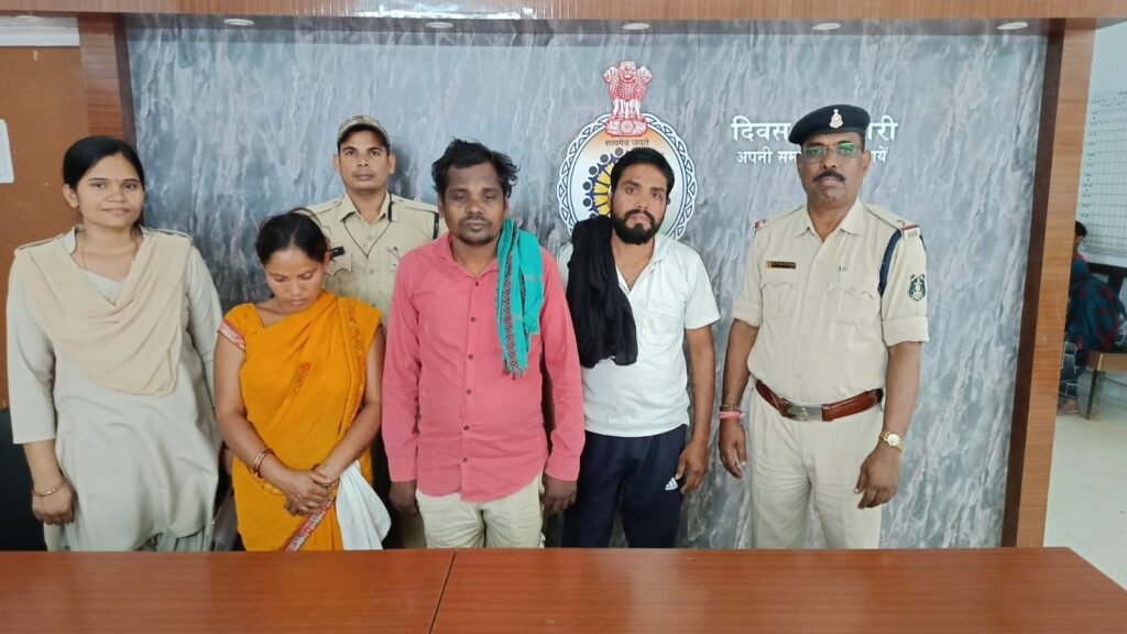 लकड़ी तस्करी की मुखबिरी के संदेह में युवक पर प्राण घातक हमला करने वाले आरोपी चढ़े पुलिस के हत्थे, एसपी अंकिता के निर्देशन में शक्ति थाना टीआई विवेक शर्मा की कार्रवाई,जैजैपुर एवम मालखरौदा पुलिस ने करी अवैध शराब विक्रेताओं पर ताड बतोड़ कारवाई kshititech