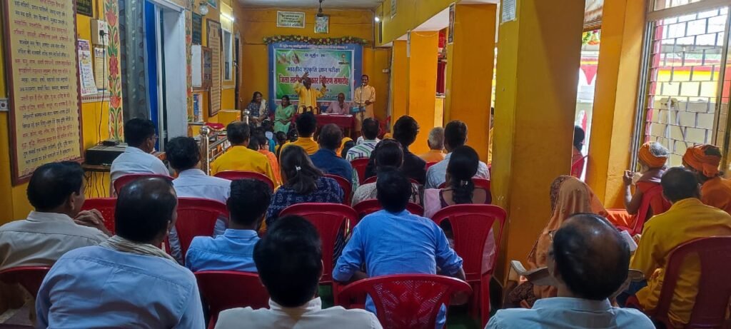 गायत्री शक्तिपीठ द्वारा किया गया जिला स्तरीय भारतीय संस्कृति ज्ञान परीक्षा के पुरस्कारों का वितरण, समाज सेविका हेमलता बंसल,गुड्डी देवी रही अतिथि के रूप में मौजूद kshititech