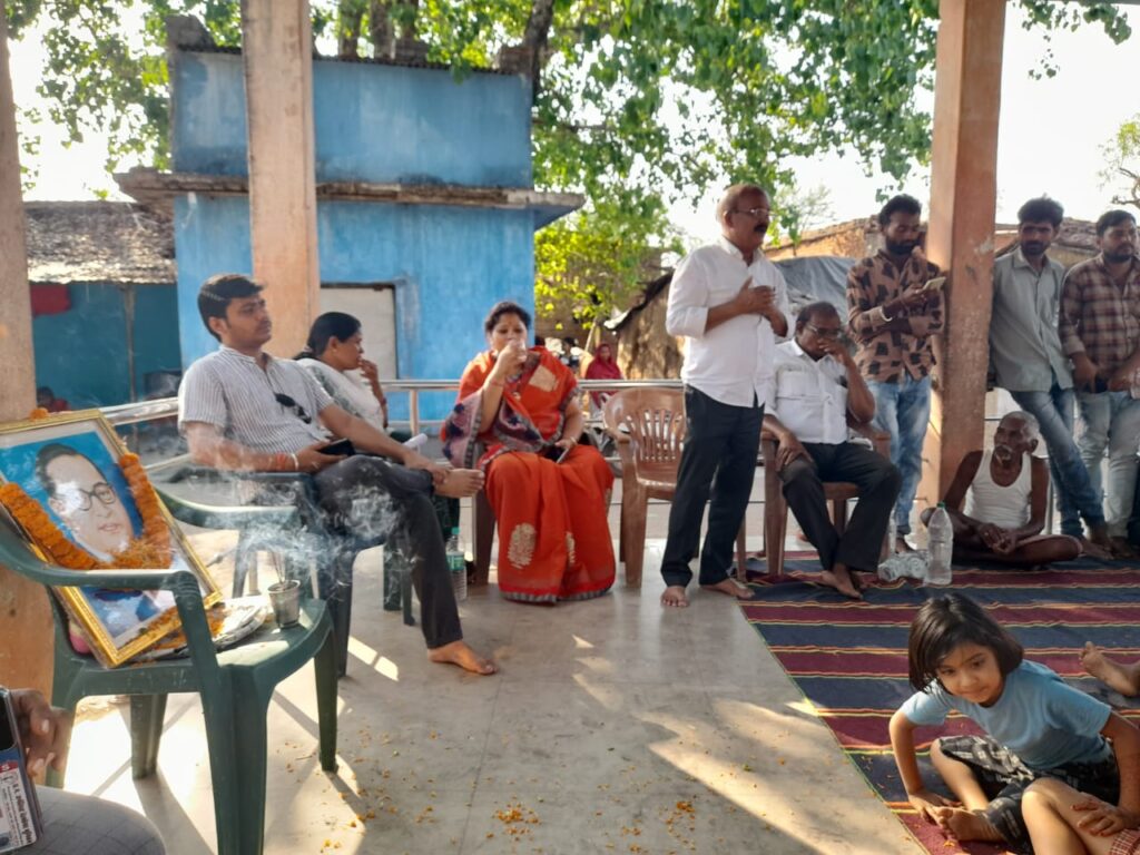 बाबा साहेब अंबेडकर की जयंती पर भाजपा नगर मंडल शक्ति ने किया जयंती का आयोजन, पूर्व मंडल अध्यक्ष भवानी तिवारी ने कहा- बाबा साहेब के बनाये संविधान के नीचे हम सभी विकसित भारत बनाने की ओर अग्रसर, शक्ति जिले में भी बाबा साहब की जयंती पर याद किया भाजपाइयों ने बाबा साहेब अंबेडकर की जयंती पर भाजपा नगर मंडल शक्ति ने किया जयंती का आयोजन, पूर्व मंडल अध्यक्ष भवानी तिवारी ने कहा- बाबा साहेब के बनाये संविधान के नीचे हम सभी विकसित भारत बनाने की ओर अग्रसर, शक्ति जिले में भी बाबा साहब की जयंती पर याद किया भाजपाइयों ने kshititech