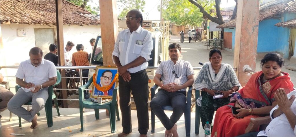 बाबा साहेब अंबेडकर की जयंती पर भाजपा नगर मंडल शक्ति ने किया जयंती का आयोजन, पूर्व मंडल अध्यक्ष भवानी तिवारी ने कहा- बाबा साहेब के बनाये संविधान के नीचे हम सभी विकसित भारत बनाने की ओर अग्रसर, शक्ति जिले में भी बाबा साहब की जयंती पर याद किया भाजपाइयों ने बाबा साहेब अंबेडकर की जयंती पर भाजपा नगर मंडल शक्ति ने किया जयंती का आयोजन, पूर्व मंडल अध्यक्ष भवानी तिवारी ने कहा- बाबा साहेब के बनाये संविधान के नीचे हम सभी विकसित भारत बनाने की ओर अग्रसर, शक्ति जिले में भी बाबा साहब की जयंती पर याद किया भाजपाइयों ने kshititech