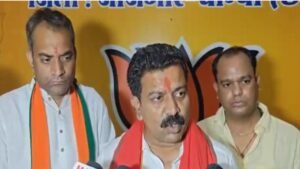 पुलिस थाना जांजगीर पहुंची भाजपा प्रत्याशी कमलेश जांगड़े, मामला अमित शाह के मूल भाषण को परिवर्तित कर सोशल मीडिया में वायरल करने का, भाजपा ने करी कड़ी से कड़ी कार्रवाई करने की मांग, जांजगीर में मुख्यमंत्री एवं उपमुख्यमंत्री भी जमकर बरसे कांग्रेस पर, जांजगीर-चांपा लोकसभा की राजनीति में आ रही गर्माहट पुलिस थाना जांजगीर पहुंची भाजपा प्रत्याशी कमलेश जांगड़े, मामला अमित शाह के मूल भाषण को परिवर्तित कर सोशल मीडिया में वायरल करने का, भाजपा ने करी कड़ी से कड़ी कार्रवाई करने की मांग, जांजगीर में मुख्यमंत्री एवं उपमुख्यमंत्री भी जमकर बरसे कांग्रेस पर, जांजगीर-चांपा लोकसभा की राजनीति में आ रही गर्माहट kshititech