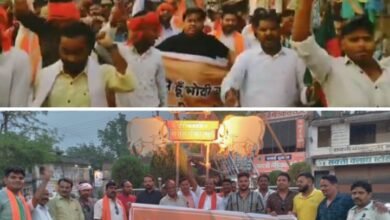 महंत के गृह नगर सारागांव में आक्रामक हुई BJP, मोदी वाले बयान पर युवा मोर्चा के कार्यकर्ताओं ने घेर दिया महंत का गृह निवास, पुलिस ने भी भांजी लाठियां, युवा मोर्चा के कार्यकर्ता लगा रहे थे मुर्दाबाद के नारे, शक्ति के अग्रसेन चौक में भी हुआ महंत का पुतला दहन, मुख्यमंत्री विष्णु देव साय ने कहा- महंत का यह बयान स्तरहीन, कमलेश जांगड़े का 5 अप्रैल को होगा अकलतरा विधानसभा दौरा kshititech