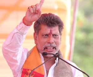 जांजगीर पहुंचे मुख्यमंत्री साय ने कहा-कांग्रेस महिलाओं को 01 लाख का लालच देकर भरवा रही फॉर्म,आपके पास भूल सुधारने का मौका है, कांग्रेस को जड़ से उखाड़ फेंके, प्रदेश अध्यक्ष किरण देव भी रहे मौजूद, जिला भाजपा कार्यालय में प्रदेश अध्यक्ष ने ली पत्रकार वार्ता जांजगीर पहुंचे मुख्यमंत्री साय ने कहा-कांग्रेस महिलाओं को 01 लाख का लालच देकर भरवा रही फॉर्म,आपके पास भूल सुधारने का मौका है, कांग्रेस को जड़ से उखाड़ फेंके, प्रदेश अध्यक्ष किरण देव भी रहे मौजूद, जिला भाजपा कार्यालय में प्रदेश अध्यक्ष ने ली पत्रकार वार्ता kshititech