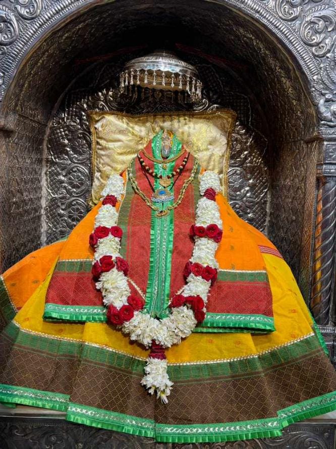 माता बेरी वाली सदा सहाय- रायगढ़ शहर में 15 एवम 16 मई को होगा 2 दिवसीय कुलदेवी बेरी वाली माता रानी का मंगल उत्सव, छत्तीसगढ़ सहित अन्य राज्यों से भी पहुंचेंगे भक्ता, रायगढ़ के माँ बेरी वाला परिवार ने किया है आयोजन,आयोजन को लेकर तैयारियां जोरों से, चलो रायगढ़- माता रानी ने बुलाया है, माता का भव्य दरबार-निशान यात्रा- कलश यात्रा एवं भजन संध्या का भी होगा कार्यक्रम माता बेरी वाली सदा सहाय- रायगढ़ शहर में 15 एवम 16 मई को होगा 2 दिवसीय कुलदेवी बेरी वाली माता रानी का मंगल उत्सव, छत्तीसगढ़ सहित अन्य राज्यों से भी पहुंचेंगे भक्ता, रायगढ़ के माँ बेरी वाला परिवार ने किया है आयोजन,आयोजन को लेकर तैयारियां जोरों से, चलो रायगढ़- माता रानी ने बुलाया है, माता का भव्य दरबार-निशान यात्रा- कलश यात्रा एवं भजन संध्या का भी होगा कार्यक्रम kshititech