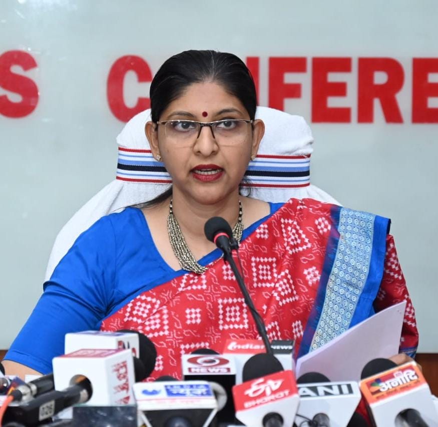 अब तक का सर्वाधिक मतदान- प्रदेश में हुए 72.8% मतदान पर मुख्य निर्वाचन पदाधिकारी रीना बाबा साहब कंगाले एवं शक्ति जिला निर्वाचन अधिकारी टोपनो ने किया मतदाताओं एवं निर्वाचन कार्य में लगे अधिकारी- कर्मचारियों का आभार व्यक्त अब तक का सर्वाधिक मतदान- प्रदेश में हुए 72.8% मतदान पर मुख्य निर्वाचन पदाधिकारी रीना बाबा साहब कंगाले एवं शक्ति जिला निर्वाचन अधिकारी टोपनो ने किया मतदाताओं एवं निर्वाचन कार्य में लगे अधिकारी- कर्मचारियों का आभार व्यक्त kshititech