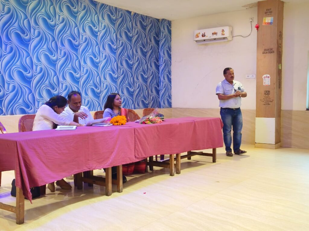 जीएसटी को लेकर शक्ति में हुई व्यापारियों की कार्यशाला, डिप्टी कमिश्नर राखी अग्रवाल ने कहा- व्यापारी समय पर भरे जीएसटी रिटर्न, व्यापारियों की सुविधाओं के लिए ही शासन ने जीएसटी में किए हैं सरल प्रावधान, चैंबर ऑफ़ कॉमर्स ने किया था आयोजन जीएसटी को लेकर शक्ति में हुई व्यापारियों की कार्यशाला, डिप्टी कमिश्नर राखी अग्रवाल ने कहा- व्यापारी समय पर भरे जीएसटी रिटर्न, व्यापारियों की सुविधाओं के लिए ही शासन ने जीएसटी में किए हैं सरल प्रावधान, चैंबर ऑफ़ कॉमर्स ने किया था आयोजन kshititech