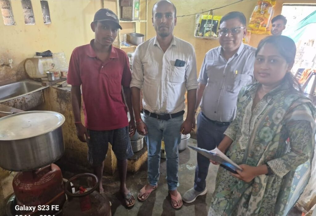 शक्ति जिले की खबरें एक साथ फटाफट- कलेक्टर टोपनो के निर्देश पर चल रहे ग्रीष्मकालीन समर कैंप का जिला शिक्षा अधिकारी एन के चंद्रा एवं सहायक सांख्यिकी अधिकारी राकेश अग्रवाल ने किया निरीक्षण, शक्ति जिले में खाद्य विभाग ने घरेलू गैस सिलेंडरों के कमर्शियल उपयोग पर करी कार्यवाही शक्ति जिले की खबरें एक साथ फटाफट- कलेक्टर टोपनो के निर्देश पर चल रहे ग्रीष्मकालीन समर कैंप का जिला शिक्षा अधिकारी एन के चंद्रा एवं सहायक सांख्यिकी अधिकारी राकेश अग्रवाल ने किया निरीक्षण, शक्ति जिले में खाद्य विभाग ने घरेलू गैस सिलेंडरों के कमर्शियल उपयोग पर करी कार्यवाही kshititech