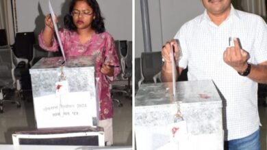 शक्ति जिले की पूर्व IAS कलेक्टर नूपुर राशि पन्ना एवं पूर्व IPS एसपी एम आर अहिरे ने कलेक्ट्रेट कार्यालय जेठा पहुंचकर किया सुविधा केंद्र में मतदान, शक्ति कलेक्टर टोपनो ने मतदान व्यवस्था का लिया जाएगा, मतदान समाप्ति से 48 घंटे पूर्व बंद रहेंगी शराब की दुकाने शक्ति जिले की पूर्व IAS कलेक्टर नूपुर राशि पन्ना एवं पूर्व IPS एसपी एम आर अहिरे ने कलेक्ट्रेट कार्यालय जेठा पहुंचकर किया सुविधा केंद्र में मतदान, शक्ति कलेक्टर टोपनो ने मतदान व्यवस्था का लिया जाएगा, मतदान समाप्ति से 48 घंटे पूर्व बंद रहेंगी शराब की दुकाने kshititech