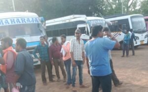 सारंगढ़ की श्री शांति सीता सेवा समिति का सेवा कार्य -निर्वाचन ड्यूटी में लगे कर्मचारियों को भीषण गर्मी में पिलाया ठंडा पानी एवं शरबत, समाजसेवी महेंद्र अग्रवाल के नेतृत्व में समिति कर रही बेहतर कार्य, महेंद्र ने कहा- जल की सेवा है सबसे बड़ा पुण्य का काम kshititech