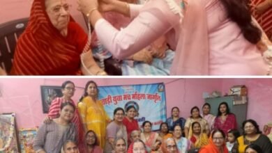 महिला शाखा की अनुकरणीय पहल- शक्ति की महिला जागृति शाखा ने मदर्स डे के मौके पर सत्संग भवन में पहुंचकर माताओ का तिलक लगाकर किया मुंह मीठा एवं केक काटकर कराया जलपान, शाखा की संस्थापक अध्यक्ष हेमलता बंसल का भी किया गया सम्मान, अध्यक्ष उषा अग्रवाल ने कहा- बड़े बुजुर्गों के आशीर्वाद से ही हमारा जीवन होता है खुशहाल kshititech