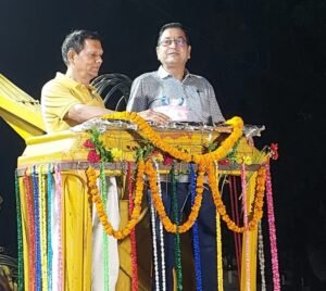 ऐतिहासिक एवं अनूठा जन्मदिन- शहर के बच्चों ने भी अपने श्यामू चाचा का मनाया जन्मदिन, 16 मई की देर शाम श्यामसुंदर को जन्मदिन की बधाई देने पहुंचे शहर वासी, क्या युवा, क्या बुजुर्ग, अपने लाडले श्यामसुंदर को बधाई आशीर्वाद देने लोगों का उमड़ा प्या ऐतिहासिक एवं अनूठा जन्मदिन- शहर के बच्चों ने भी अपने श्यामू चाचा का मनाया जन्मदिन, 16 मई की देर शाम श्यामसुंदर को जन्मदिन की बधाई देने पहुंचे शहर वासी, क्या युवा, क्या बुजुर्ग, अपने लाडले श्यामसुंदर को बधाई आशीर्वाद देने लोगों का उमड़ा प्या kshititech