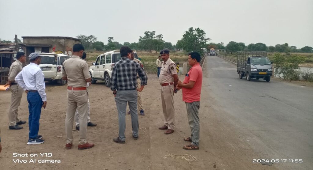 जिले की अंतिम छोर में भी बेहतर यातायात की चिंता-जिला पुलिस अधीक्षक के निर्देशन में यातायात प्रभारी महतो ने भेडिकोना पूल का किया निरीक्षण, विभिन्न विभागों के अधिकारियों के साथ पहुंच वहां हो रही दुर्घटनाओं पर अंकुश लगाने की जाएगी पहल जिले की अंतिम छोर में भी बेहतर यातायात की चिंता-जिला पुलिस अधीक्षक के निर्देशन में यातायात प्रभारी महतो ने भेडिकोना पूल का किया निरीक्षण, विभिन्न विभागों के अधिकारियों के साथ पहुंच वहां हो रही दुर्घटनाओं पर अंकुश लगाने की जाएगी पहल kshititech