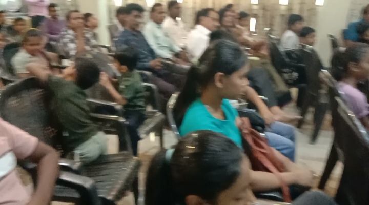 बच्चे अपनी तीसरी आंखों से दिखाएंगे कमाल- शक्ति के गिरिराज रेन बसेरा में 27 मई से चालू हुई समर मिड ब्रेन एक्विपेशन क्लास, बच्चों के ब्रेन को तीसरी आंख की तरह किया जाएगा प्रशिक्षित, विनीता मैडम ने दिखाई डेमो क्लास, अखिल भारतवर्षीय मारवाड़ी सम्मेलन की शक्ति शाखा ने किया है विशेष आयोजन, पहले दिन पहुंचे सैकड़ो की संख्या में बच्चे, बड़े महानगरों में होता है ऐसी क्लासेस का आयोजन बच्चे अपनी तीसरी आंखों से दिखाएंगे कमाल- शक्ति के गिरिराज रेन बसेरा में 27 मई से चालू हुई समर मिड ब्रेन एक्विपेशन क्लास, बच्चों के ब्रेन को तीसरी आंख की तरह किया जाएगा प्रशिक्षित, विनीता मैडम ने दिखाई डेमो क्लास, अखिल भारतवर्षीय मारवाड़ी सम्मेलन की शक्ति शाखा ने किया है विशेष आयोजन, पहले दिन पहुंचे सैकड़ो की संख्या में बच्चे, बड़े महानगरों में होता है ऐसी क्लासेस का आयोजन kshititech