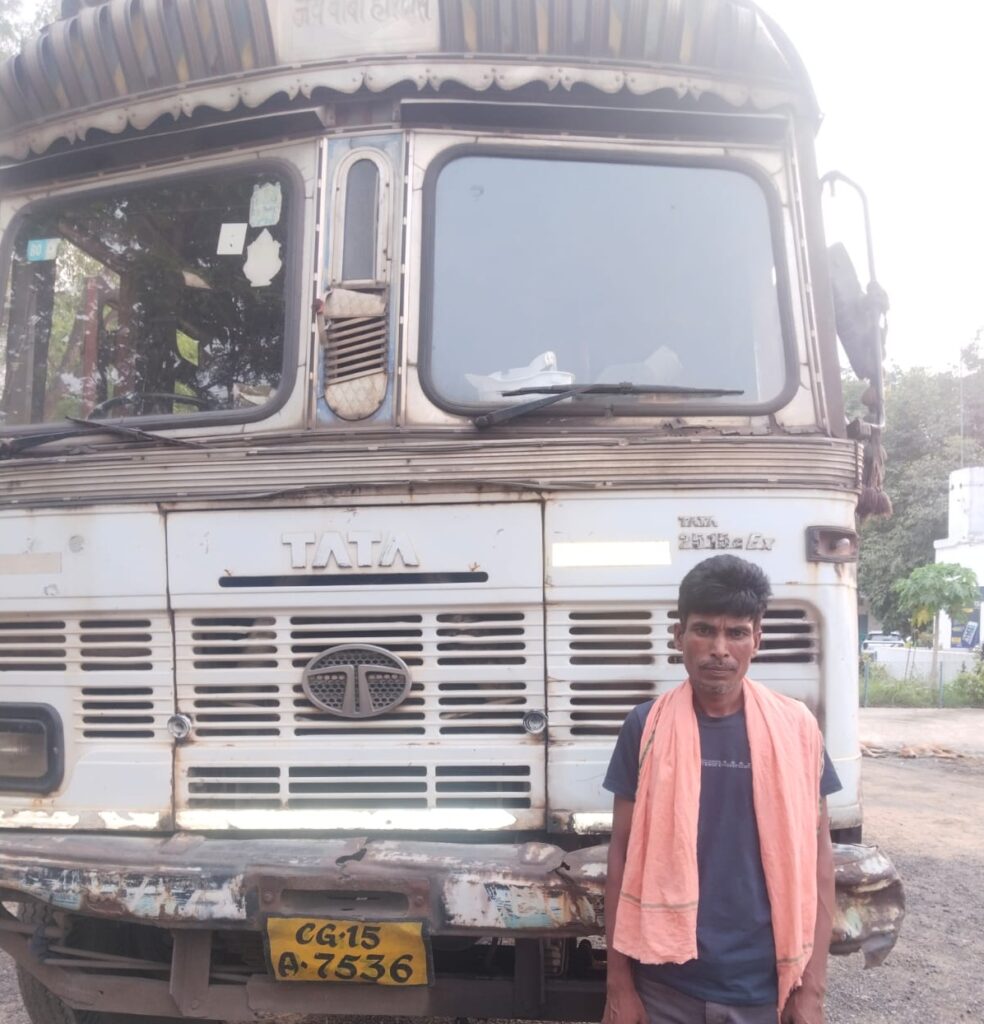 शक्ति जिला ट्रैफिक पुलिस ने नशे में ट्रक चलाने वाले चालक पर किया 10500/-रुपये का जुर्माना, एसपी अंकिता के निर्देशन में ट्रैफिक पुलिस करवा रही यातायात नियमों का पालन, ट्रैफिक प्रभारी ने कहा- यातायात रूल का पालन करवाना तेजी से चलेगा जागरूकता अभियान शक्ति जिला ट्रैफिक पुलिस ने नशे में ट्रक चलाने वाले चालक पर किया 10500/-रुपये का जुर्माना, एसपी अंकिता के निर्देशन में ट्रैफिक पुलिस करवा रही यातायात नियमों का पालन, ट्रैफिक प्रभारी ने कहा- यातायात रूल का पालन करवाना तेजी से चलेगा जागरूकता अभियान kshititech