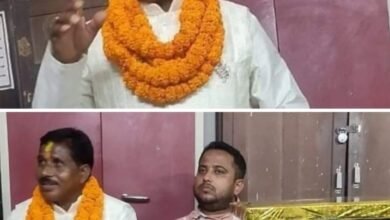 लाइनमैन का रिटायरमेंट-विद्युत विभाग शक्ति के लाइनमैन लाखनलाल हुए सेवानिवृत्ति,सेवानिवृत्ति पर विद्युत मंडल कार्यालय में हुआ विदाई समारोह का आयोजन, दशकों तक लाखन लाल ने दी अपनी सेवाएं, विद्युत मंडल अधिकारियों ने लखन लाल की सेवाओं के लिए किया उनका आभार व्यक्त kshititech