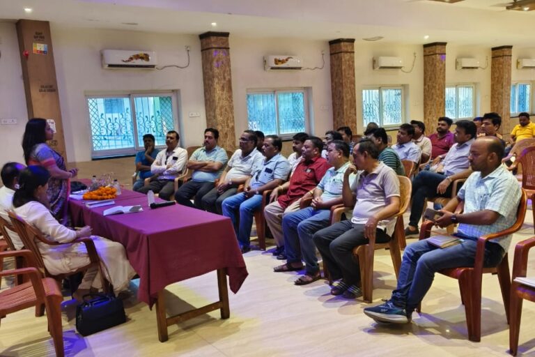 जीएसटी को लेकर शक्ति में हुई व्यापारियों की कार्यशाला, डिप्टी कमिश्नर राखी अग्रवाल ने कहा- व्यापारी समय पर भरे जीएसटी रिटर्न, व्यापारियों की सुविधाओं के लिए ही शासन ने जीएसटी में किए हैं सरल प्रावधान, चैंबर ऑफ़ कॉमर्स ने किया था आयोजन जीएसटी को लेकर शक्ति में हुई व्यापारियों की कार्यशाला, डिप्टी कमिश्नर राखी अग्रवाल ने कहा- व्यापारी समय पर भरे जीएसटी रिटर्न, व्यापारियों की सुविधाओं के लिए ही शासन ने जीएसटी में किए हैं सरल प्रावधान, चैंबर ऑफ़ कॉमर्स ने किया था आयोजन kshititech