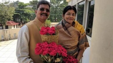 कांग्रेस की गौरव- ज्योत्सना महंत ने किया लोकसभा चुनाव में मिली जीत पर कांग्रेस कार्यकर्ताओं का आभार व्यक्त- जिला कांग्रेस कमेटी के कोषाध्यक्ष एवं पूर्व नगर पालिका अध्यक्ष नरेश गेवाड़ीन तथा कांग्रेस नेत्री रीना ने भी दी सांसद बनने पर बधाई, लगातार दूसरी बार सांसद चुनी गई ज्योत्सना kshititech