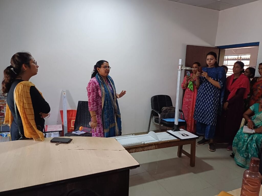 शक्ति जिले की खबरें फटाफट एक साथ- शक्ति कलेक्टर एवं वन विभाग के अधिकारियों ने विश्व पर्यावरण दिवस पर लगाए पौधे,कलेक्टर टोपनो ने कहा- पर्यावरण को सुरक्षित रखना हम सब की जिम्मेदारी,कुपोषित बच्चों के लिए हुई प्रशिक्षण कार्यशाला का आयोजन, राजस्व विभाग के राजस्व निरीक्षक को किया गया निलंबित kshititech