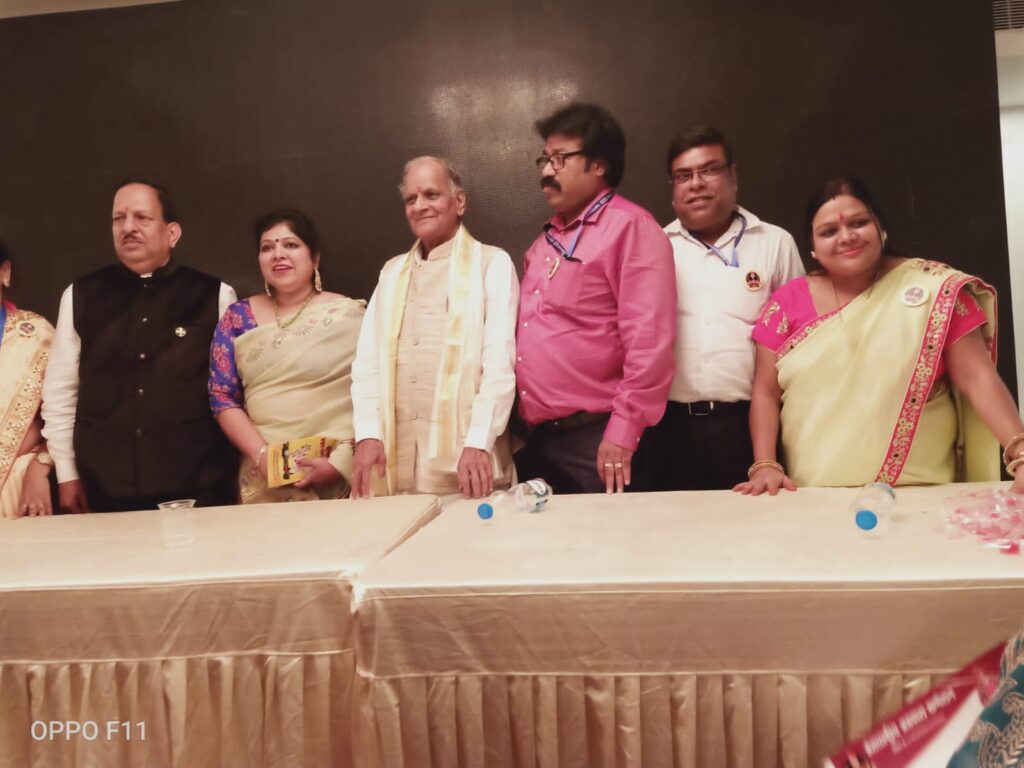 चलो कोलकाता- चलो कोलकाता- अलंकरण समारोह कोलकाता में कल-देश- विदेश के विभिन्न स्थानों से समाज बंधु पहुंचने लगे कोलकाता, 8 जून को अंतर्राष्ट्रीय अग्रवाल सम्मेलन द्वारा होगा अग्र अलंकरण समारोह, 7 जून को तैयारीयो को लेकर चला बैठकों का दौर, अग्रवाल समाज की 32 विभूतियों का होगा सम्मान चलो कोलकाता- चलो कोलकाता- अलंकरण समारोह कोलकाता में कल-देश- विदेश के विभिन्न स्थानों से समाज बंधु पहुंचने लगे कोलकाता, 8 जून को अंतर्राष्ट्रीय अग्रवाल सम्मेलन द्वारा होगा अग्र अलंकरण समारोह, 7 जून को तैयारीयो को लेकर चला बैठकों का दौर, अग्रवाल समाज की 32 विभूतियों का होगा सम्मान kshititech