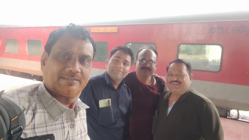 चलो कोलकाता- चलो कोलकाता- अलंकरण समारोह कोलकाता में कल-देश- विदेश के विभिन्न स्थानों से समाज बंधु पहुंचने लगे कोलकाता, 8 जून को अंतर्राष्ट्रीय अग्रवाल सम्मेलन द्वारा होगा अग्र अलंकरण समारोह, 7 जून को तैयारीयो को लेकर चला बैठकों का दौर, अग्रवाल समाज की 32 विभूतियों का होगा सम्मान चलो कोलकाता- चलो कोलकाता- अलंकरण समारोह कोलकाता में कल-देश- विदेश के विभिन्न स्थानों से समाज बंधु पहुंचने लगे कोलकाता, 8 जून को अंतर्राष्ट्रीय अग्रवाल सम्मेलन द्वारा होगा अग्र अलंकरण समारोह, 7 जून को तैयारीयो को लेकर चला बैठकों का दौर, अग्रवाल समाज की 32 विभूतियों का होगा सम्मान kshititech