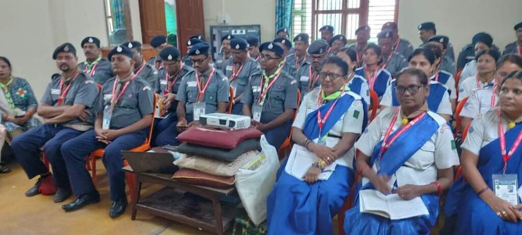 शक्ति जिले की स्काउट सचिव कमला दपी गबेल पहुंची बनारस, भारत स्काउट गाइड के ट्रेनर मीट में हुई शामिल, 8 से 12 जून तक आयोजित था कार्यक्रम, राज्य मुख्य आयुक्त सोमनाथ यादव के नेतृत्व में गई थी स्काउट की टीम शक्ति जिले की स्काउट सचिव कमला दपी गबेल पहुंची बनारस, भारत स्काउट गाइड के ट्रेनर मीट में हुई शामिल, 8 से 12 जून तक आयोजित था कार्यक्रम, राज्य मुख्य आयुक्त सोमनाथ यादव के नेतृत्व में गई थी स्काउट की टीम kshititech