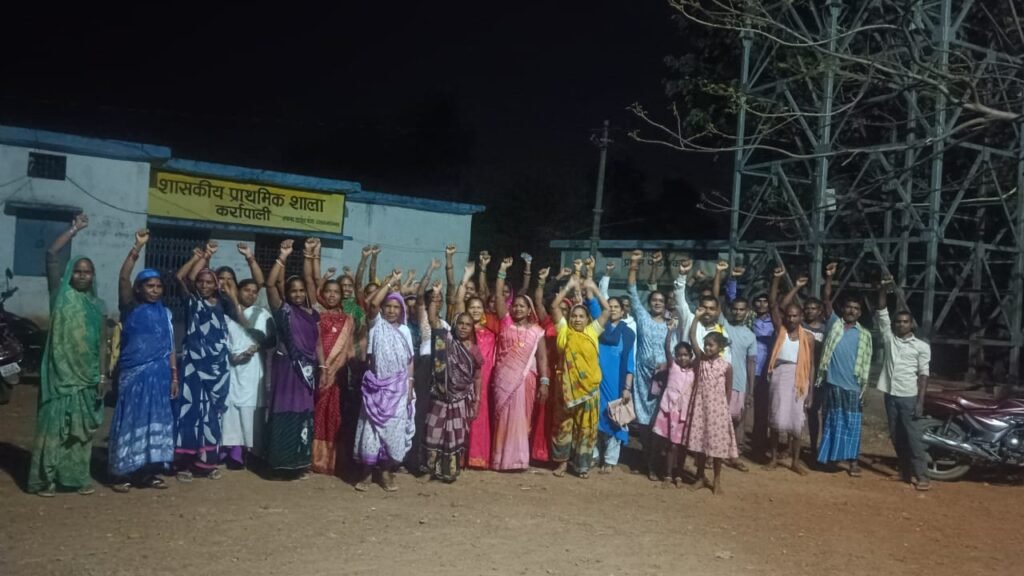 शक्ति विकासखंड के ग्राम-कर्रापाली के जगेश्वर सिंह का मकान तोड़े जाने पर परिवार हुआ बेघर,गांव के समाज बंधुओ ने कहा 18 जून को करेंगे कलेक्ट्रेट कार्यालय का घेराव kshititech