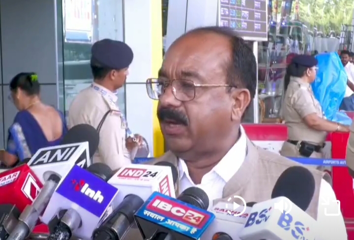 उप मुख्यमंत्री अरुण साव का बड़ा बयान- बलौदा बाजार की घटना में दोषी लोगों से होगी नुकसान की भरपाई, डिप्टी सीएम ने कहा- घटना में कांग्रेस नेताओं की अहम भूमिका, किसी ने पर्दे के पीछे रहकर तो किसी ने सामने रहकर दिया घटना को अंजाम उप मुख्यमंत्री अरुण साव का बड़ा बयान- बलौदा बाजार की घटना में दोषी लोगों से होगी नुकसान की भरपाई, डिप्टी सीएम ने कहा- घटना में कांग्रेस नेताओं की अहम भूमिका, किसी ने पर्दे के पीछे रहकर तो किसी ने सामने रहकर दिया घटना को अंजाम kshititech