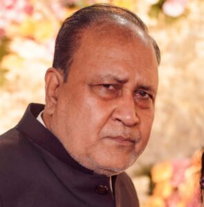 65 वोटो से जीत दर्ज करने वाले बिलासपुर के कमल सोनी के सर पर छत्तीसगढ़ सराफा संघ का ताज- एकता पेनल के उम्मीदवारों ने करी शानदार जीत दर्ज, चैंबर गुट के पदाधिकारीयो को मिली पराजय, शक्ति जिले के सर्राफा एसोसिएशन ने भी पहुंच कर दी बधाई, बिलासपुर सर्राफा संघ के अध्यक्ष भी हैं कमल सोनी, शक्ति के अध्यक्ष राजेश सराफ ने कहा- सर्राफा संघ छत्तीसगढ़ के हित में होंगे कमल जी के नेतृत्व में सकारात्मक प्रयास 65 वोटो से जीत दर्ज करने वाले बिलासपुर के कमल सोनी के सर पर छत्तीसगढ़ सराफा संघ का ताज- एकता पेनल के उम्मीदवारों ने करी शानदार जीत दर्ज, चैंबर गुट के पदाधिकारीयो को मिली पराजय, शक्ति जिले के सर्राफा एसोसिएशन ने भी पहुंच कर दी बधाई, बिलासपुर सर्राफा संघ के अध्यक्ष भी हैं कमल सोनी, शक्ति के अध्यक्ष राजेश सराफ ने कहा- सर्राफा संघ छत्तीसगढ़ के हित में होंगे कमल जी के नेतृत्व में सकारात्मक प्रयास kshititech