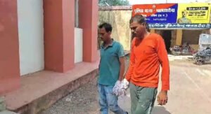 मर्डर का हुआ बड़ा खुलासा- शक्ति जिले में पुलिस की बड़ी सफलता- दो अलग-अलग मामलों में प्राणघातक हमला करने वाले आरोपी हुए गिरफ्तार,शक्ति एसडीओ पुलिस कंवर ने ली पत्रकार वार्ता, एक ने किया था पत्नी पर प्राण घातक हमला, तो दूसरे ने किया था अपने साथी पर प्राण घातक हमला, पुलिस थाना मालखरौदा क्षेत्र का मामला मर्डर का हुआ बड़ा खुलासा- शक्ति जिले में पुलिस की बड़ी सफलता- दो अलग-अलग मामलों में प्राणघातक हमला करने वाले आरोपी हुए गिरफ्तार,शक्ति एसडीओ पुलिस कंवर ने ली पत्रकार वार्ता, एक ने किया था पत्नी पर प्राण घातक हमला, तो दूसरे ने किया था अपने साथी पर प्राण घातक हमला, पुलिस थाना मालखरौदा क्षेत्र का मामला kshititech