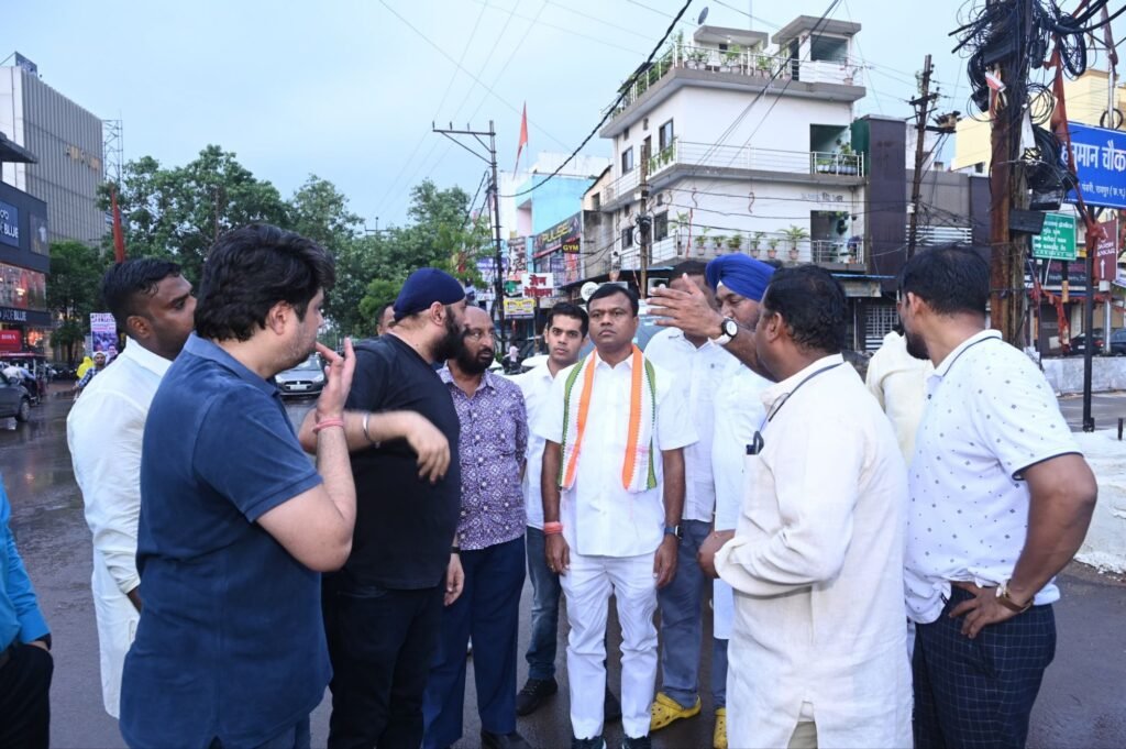 कांग्रेस का कल बड़ा आंदोलन- छत्तीसगढ़ में बढ़ते अपराध एवं बेलगाम कानून व्यवस्था के खिलाफ प्रदेश कांग्रेस कमेटी का विधानसभा घेराव कल 24 जुलाई को,मंडी गेट लोधी पारा पंडरी रायपुर से कार्यकर्ता करेंगे विधानसभा का कुच, पुलिस ने बनाये घेराव मार्ग में सैकड़ो बैरिकेट्स, कांग्रेस ने लिया 50000 की भीड़ जुटाने का लक्ष्य कांग्रेस का कल बड़ा आंदोलन- छत्तीसगढ़ में बढ़ते अपराध एवं बेलगाम कानून व्यवस्था के खिलाफ प्रदेश कांग्रेस कमेटी का विधानसभा घेराव कल 24 जुलाई को,मंडी गेट लोधी पारा पंडरी रायपुर से कार्यकर्ता करेंगे विधानसभा का कुच, पुलिस ने बनाये घेराव मार्ग में सैकड़ो बैरिकेट्स, कांग्रेस ने लिया 50000 की भीड़ जुटाने का लक्ष्य kshititech