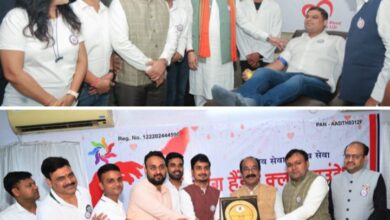 जीवन बचाने के लिए रक्तदान- रायपुर के मेगा ब्लड डोनेशन कैंप में हुआ 152 रक्तदाताओं ने किया रक्तदान, छत्तीसगढ़ प्रदेश की दिग्गज हस्तियां भी पहुंची कैंप में, जरूरतमंदों को उपलब्ध करवाया जाएगा रक्त, रक्तदाताओं को हेलमेट देकर किया गया सम्मान, रक्तदाताओं में दिखा भारी उत्साह, कहा- निरंतर करते रहेंगे रक्तदान जीवन बचाने के लिए रक्तदान- रायपुर के मेगा ब्लड डोनेशन कैंप में हुआ 152 रक्तदाताओं ने किया रक्तदान, छत्तीसगढ़ प्रदेश की दिग्गज हस्तियां भी पहुंची कैंप में, जरूरतमंदों को उपलब्ध करवाया जाएगा रक्त, रक्तदाताओं को हेलमेट देकर किया गया सम्मान, रक्तदाताओं में दिखा भारी उत्साह, कहा- निरंतर करते रहेंगे रक्तदान kshititech