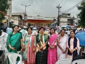 नेता प्रतिपक्ष महंत बरसे भाजपा सरकार पर-कांग्रेस के आवाहन पर हजारों की संख्या में रायपुर पहुंचे विधानसभा घेराव करने कांग्रेसी, नेता प्रतिपक्ष महंत ने कहा- 6 महीने में 273 नक्सली घटनाएं हुई छत्तीसगढ़ में, सरकार की कानून व्यवस्था हो गई बेलगाम नेता प्रतिपक्ष महंत बरसे भाजपा सरकार पर-कांग्रेस के आवाहन पर हजारों की संख्या में रायपुर पहुंचे विधानसभा घेराव करने कांग्रेसी, नेता प्रतिपक्ष महंत ने कहा- 6 महीने में 273 नक्सली घटनाएं हुई छत्तीसगढ़ में, सरकार की कानून व्यवस्था हो गई बेलगाम kshititech