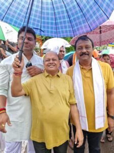 नेता प्रतिपक्ष महंत बरसे भाजपा सरकार पर-कांग्रेस के आवाहन पर हजारों की संख्या में रायपुर पहुंचे विधानसभा घेराव करने कांग्रेसी, नेता प्रतिपक्ष महंत ने कहा- 6 महीने में 273 नक्सली घटनाएं हुई छत्तीसगढ़ में, सरकार की कानून व्यवस्था हो गई बेलगाम नेता प्रतिपक्ष महंत बरसे भाजपा सरकार पर-कांग्रेस के आवाहन पर हजारों की संख्या में रायपुर पहुंचे विधानसभा घेराव करने कांग्रेसी, नेता प्रतिपक्ष महंत ने कहा- 6 महीने में 273 नक्सली घटनाएं हुई छत्तीसगढ़ में, सरकार की कानून व्यवस्था हो गई बेलगाम kshititech