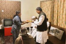 महंत एवं मेधाराम की हुई मुलाकात- पूर्व मंत्री मेधाराम साहू से मिलने पहुंचे नेता प्रतिपक्ष चरणदास महंत,रायपुर स्थित निवास में करी महंत ने मेधाराम से मुलाकात महंत एवं मेधाराम की हुई मुलाकात- पूर्व मंत्री मेधाराम साहू से मिलने पहुंचे नेता प्रतिपक्ष चरणदास महंत,रायपुर स्थित निवास में करी महंत ने मेधाराम से मुलाकात kshititech