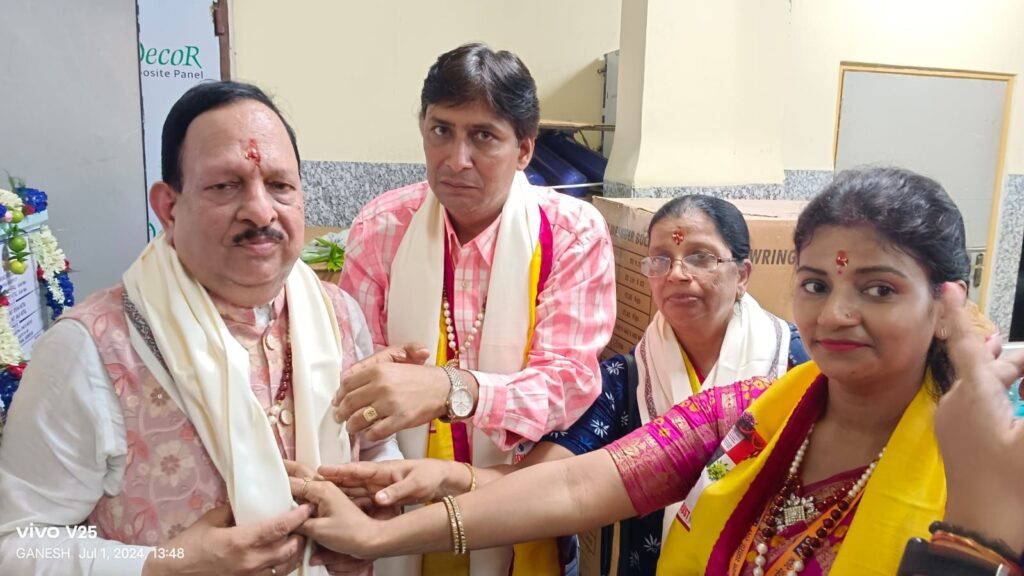 ठंडे पानी की सेवा प्रकल्प का हुआ भव्य शुभारंभ, अंतरराष्ट्रीय अग्रवाल सम्मेलन के अध्यक्ष राजकुमार मित्तल रहे मौजूद, मित्तल ने कहा- जल की सेवा ही सबसे बड़ा पुण्य का कार्य, संस्था के पदाधिकारी सदस्यों में भी दिखा सेवा कार्यों को लेकर उत्साह ठंडे पानी की सेवा प्रकल्प का हुआ भव्य शुभारंभ, अंतरराष्ट्रीय अग्रवाल सम्मेलन के अध्यक्ष राजकुमार मित्तल रहे मौजूद, मित्तल ने कहा- जल की सेवा ही सबसे बड़ा पुण्य का कार्य, संस्था के पदाधिकारी सदस्यों में भी दिखा सेवा कार्यों को लेकर उत्साह kshititech