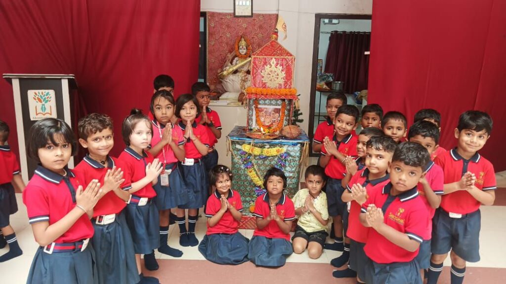 स्कूल के बच्चों ने भी कहा जय जगन्नाथ स्वामी जी की- शिक्षा के साथ-साथ बच्चों की धार्मिक क्षेत्र में भी सहभागिता-सक्ति के संस्कार पब्लिक स्कूल में निकाली गई स्वामी जगन्नाथ जी की रथयात्रा, विद्यालय प्रबंधन सहित बच्चों ने करी पूजा अर्चना, रथ यात्रा के पौराणिक महत्व पर उपस्थित वक्ताओं ने डाला प्रकाश स्कूल के बच्चों ने भी कहा जय जगन्नाथ स्वामी जी की- शिक्षा के साथ-साथ बच्चों की धार्मिक क्षेत्र में भी सहभागिता-सक्ति के संस्कार पब्लिक स्कूल में निकाली गई स्वामी जगन्नाथ जी की रथयात्रा, विद्यालय प्रबंधन सहित बच्चों ने करी पूजा अर्चना, रथ यात्रा के पौराणिक महत्व पर उपस्थित वक्ताओं ने डाला प्रकाश kshititech