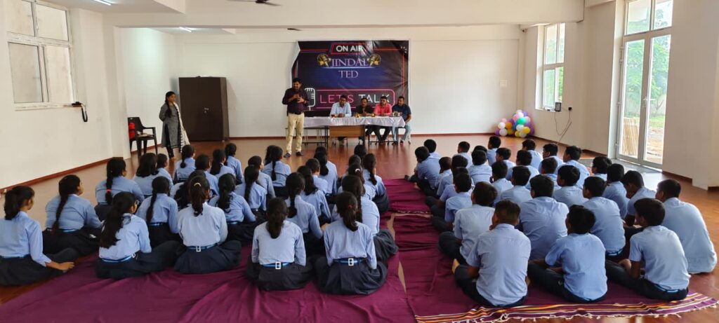 विद्यार्थी, मीडिया संवाद-शक्ति के CBSE जिंदल वर्ल्ड स्कूल में 16 जुलाई को विद्यार्थी हुए मीडिया से रूबरू,स्कूल प्रबंधन ने किया था विद्यार्थी- मीडिया संवाद का आयोजन, स्कूल के बच्चों ने जानी मीडिया की महत्ता, शक्ति जिले का सर्वश्रेष्ठ सीबीएसई स्कूल है जिंदल वर्ल्ड विद्यार्थी, मीडिया संवाद-शक्ति के CBSE जिंदल वर्ल्ड स्कूल में 16 जुलाई को विद्यार्थी हुए मीडिया से रूबरू,स्कूल प्रबंधन ने किया था विद्यार्थी- मीडिया संवाद का आयोजन, स्कूल के बच्चों ने जानी मीडिया की महत्ता, शक्ति जिले का सर्वश्रेष्ठ सीबीएसई स्कूल है जिंदल वर्ल्ड kshititech