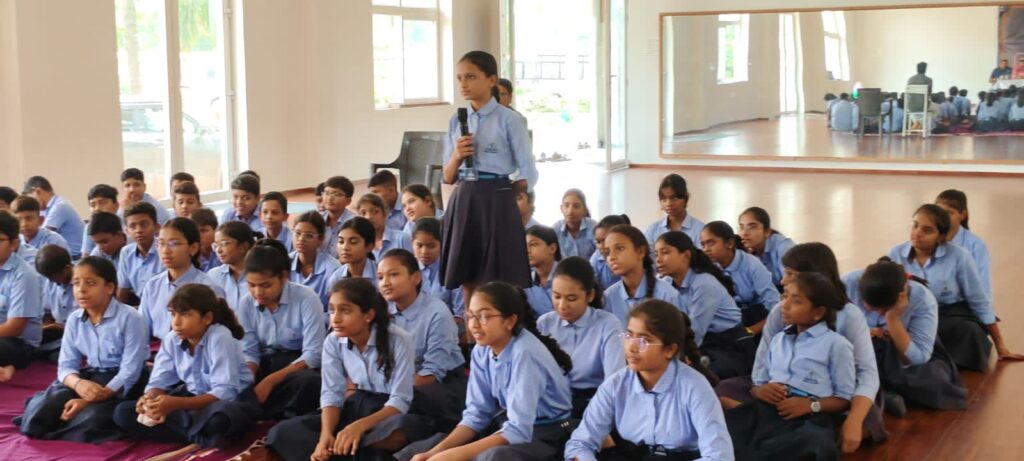 विद्यार्थी, मीडिया संवाद-शक्ति के CBSE जिंदल वर्ल्ड स्कूल में 16 जुलाई को विद्यार्थी हुए मीडिया से रूबरू,स्कूल प्रबंधन ने किया था विद्यार्थी- मीडिया संवाद का आयोजन, स्कूल के बच्चों ने जानी मीडिया की महत्ता, शक्ति जिले का सर्वश्रेष्ठ सीबीएसई स्कूल है जिंदल वर्ल्ड विद्यार्थी, मीडिया संवाद-शक्ति के CBSE जिंदल वर्ल्ड स्कूल में 16 जुलाई को विद्यार्थी हुए मीडिया से रूबरू,स्कूल प्रबंधन ने किया था विद्यार्थी- मीडिया संवाद का आयोजन, स्कूल के बच्चों ने जानी मीडिया की महत्ता, शक्ति जिले का सर्वश्रेष्ठ सीबीएसई स्कूल है जिंदल वर्ल्ड kshititech