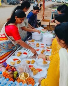 जगन्नाथ स्वामी के दर्शन करने उमड़ पड़े शक्ति नगर वासी- सक्ति में रथद्वितिया पर्व पर जगन्नाथ महाप्रभु की निकली भव्य रथ यात्रा, जगह-जगह यात्रा का हुआ जोरदार स्वागत, महिला जागृति शाखा ने भी कराया स्वल्पाहार एवं पिलाई शरबत, जगन्नाथ पुरी धाम की तरह शहर में दिखा रथ यात्रा का उत्साह जगन्नाथ स्वामी के दर्शन करने उमड़ पड़े शक्ति नगर वासी- सक्ति में रथद्वितिया पर्व पर जगन्नाथ महाप्रभु की निकली भव्य रथ यात्रा, जगह-जगह यात्रा का हुआ जोरदार स्वागत, महिला जागृति शाखा ने भी कराया स्वल्पाहार एवं पिलाई शरबत, जगन्नाथ पुरी धाम की तरह शहर में दिखा रथ यात्रा का उत्साह kshititech