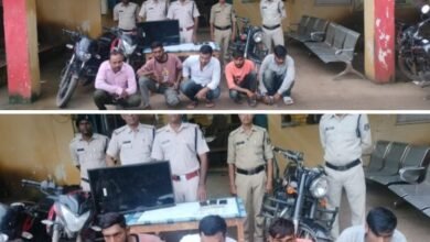 शक्ति जिला पुलिस की बड़ी सफलता- पांच चोरों को पुलिस ने किया गिरफ्तार, चोरों से भारी मात्रा में सोना, चांदी, नगद रकम सहित चोरी का माल हुआ बरामद,SP अंकिता शर्मा के निर्देशन में जैजैपुर पुलिस की सक्रिय कार्रवाई, साइबर टीम की भी रही विशेष भूमिका, एसपी अंकिता ने कहा- अपराधों पर अंकुश लगाने पुलिस कर रही कार्य शक्ति जिला पुलिस की बड़ी सफलता- पांच चोरों को पुलिस ने किया गिरफ्तार, चोरों से भारी मात्रा में सोना, चांदी, नगद रकम सहित चोरी का माल हुआ बरामद,SP अंकिता शर्मा के निर्देशन में जैजैपुर पुलिस की सक्रिय कार्रवाई, साइबर टीम की भी रही विशेष भूमिका, एसपी अंकिता ने कहा- अपराधों पर अंकुश लगाने पुलिस कर रही कार्य kshititech