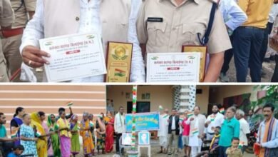 सारंगढ़ के वृद्ध आश्रम में स्वतंत्रता दिवस पर ध्वजारोहण किया श्री शांति सेवा समिति के संस्थापक महेंद्र अग्रवाल ने, महेंद्र ने कहा- मेरे लिए यह सौभाग्य का अवसर, महेंद्र ने कहा- नशा है नाश की जड़,इससे रहे दूर, स्वतंत्रता दिवस के जिला स्तरीय मुख्य समारोह में भी शांति सेवा समिति को उत्कृष्ट कार्यो के लिए मिला सम्मान kshititech